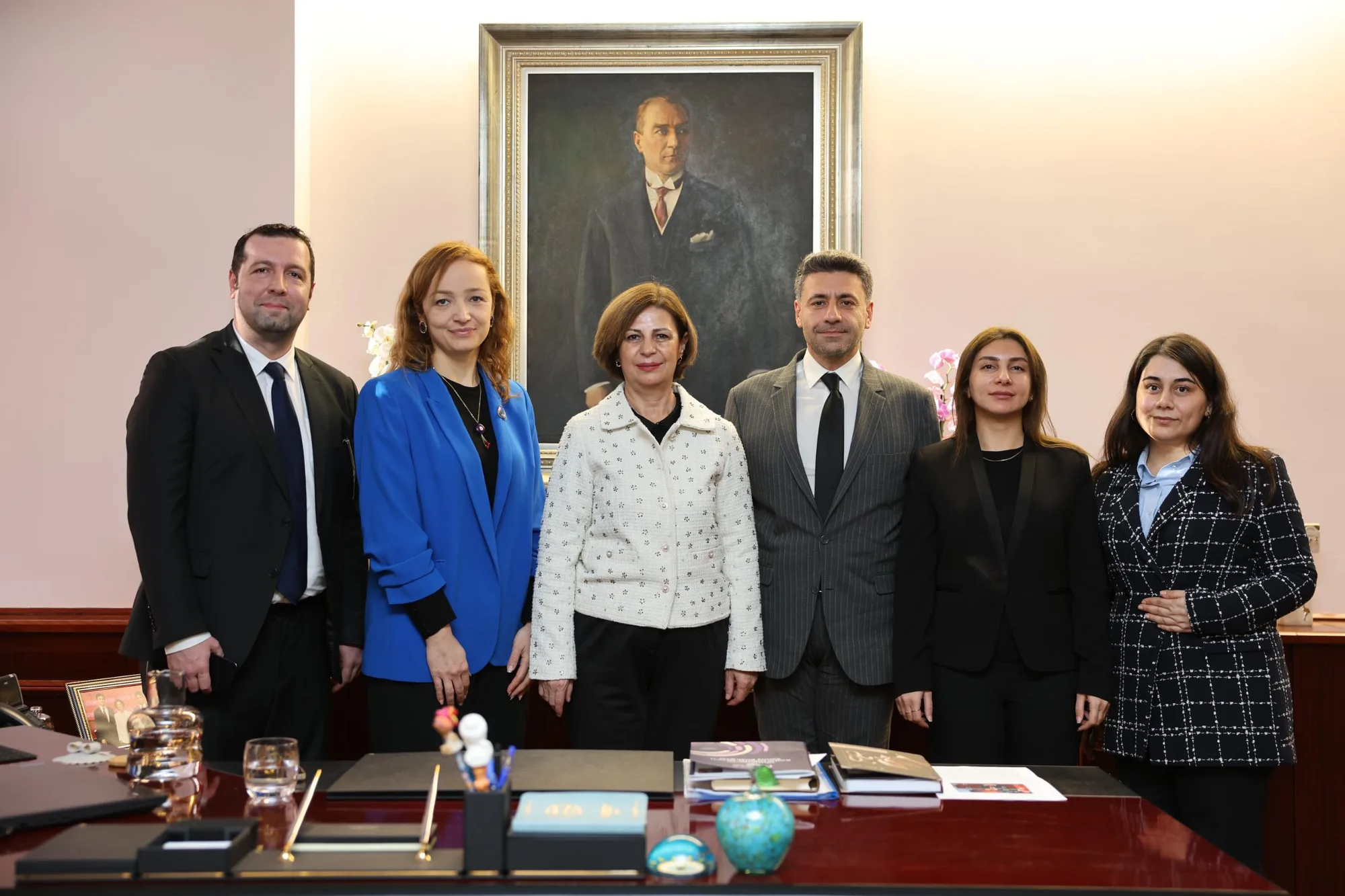 Uluslararası Kadın Liderler Zirvesi Bildirgesi Siyasi ve Yerel Temsilcilere Sunuldu